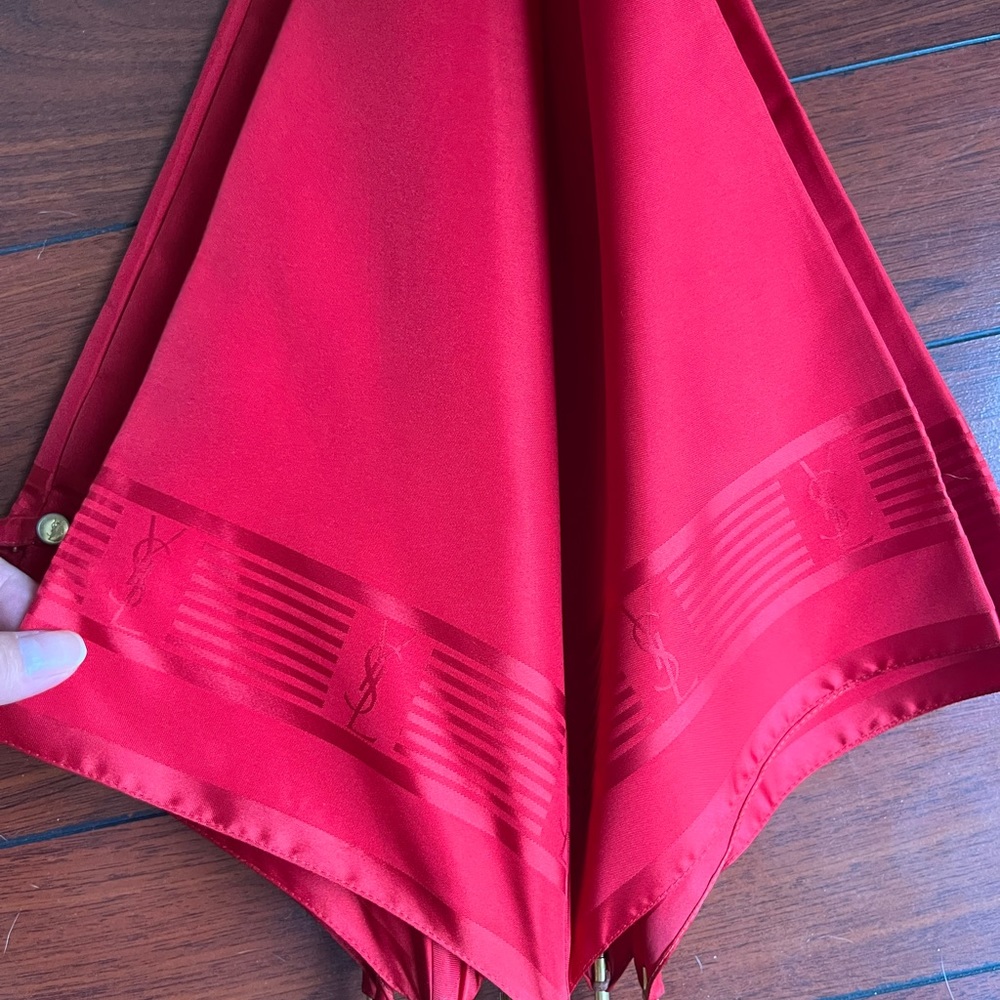 YSL Umbrella (PRICE FIRM❤️)